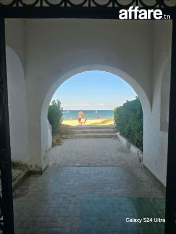 🌊EXCLUSIF à Port Kantaoui: RDC S3 Pieds dans l’Eau à Vendre