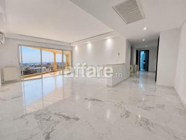 À louer appartement S+3 à El Menzah 9