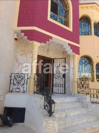 VILLA À VENDRE Khezama Est Sousse