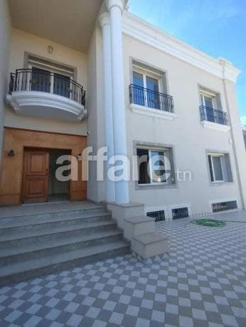 A vendre une Villa Prestigieuse à la Baie des Anges