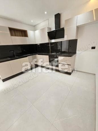 CITE EL GHAZELA APPARTEMENT JAMAIS HABITÉ S+2 À LOUER