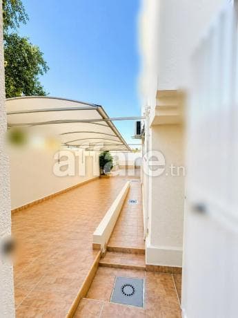 Ennasr 2 à louer RDC de Villa S+2
