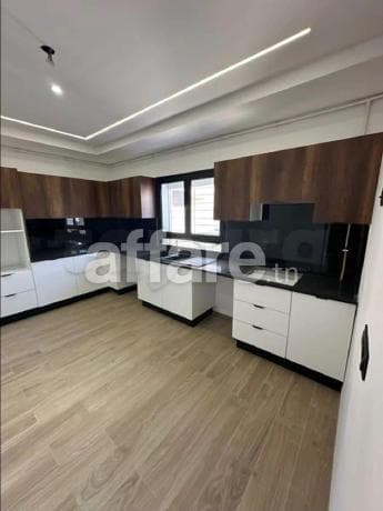 A vendre villa plus étage toute neuf à Hammam Sousse
