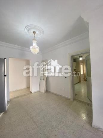 A vendre une villa 2S+6 au bardo 2