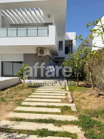A louer une villa spacieuse à Ain Zaghouan