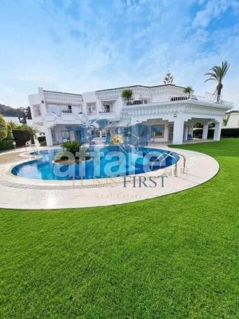 A louer Villa de charme pieds dans l eau à La Marsa Cube