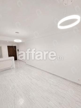 A vendre un appartement S+2 hst au bardo Bouchoucha