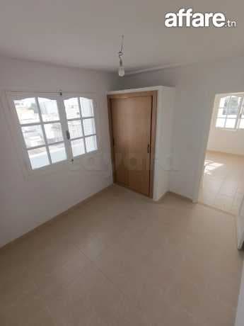 location appartement S+1 600dt cité el khadhra