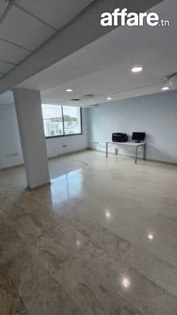 bureau a louer à Alain savary 