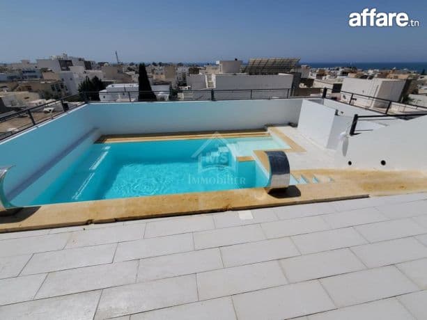 Location estivale: Grande Villa meublée avec piscine à louer