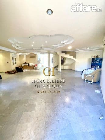 🏡 À VENDRE – Villa de Standing R+3 à Manar 1 ✨