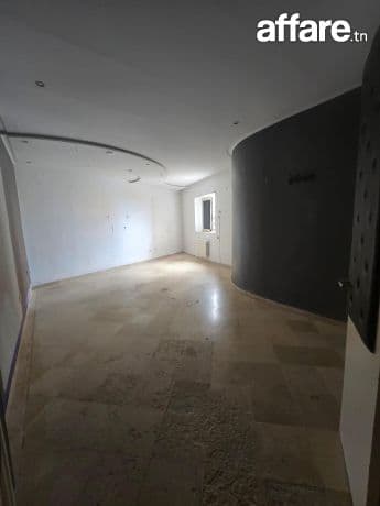 💼OPPORTUNITE PRO! Bureau A3 à Vendre au Centre Ville Sousse