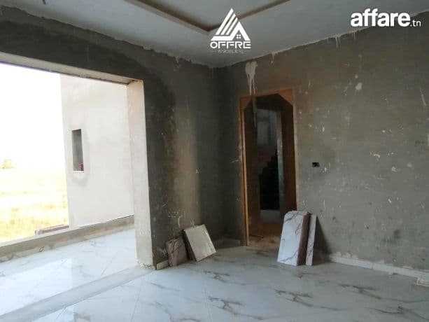 A vendre une Villa spacieux de type S+4 Style Duplex