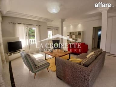 Etage de villa s4 meublé à Sidi Bou Said MEL0566