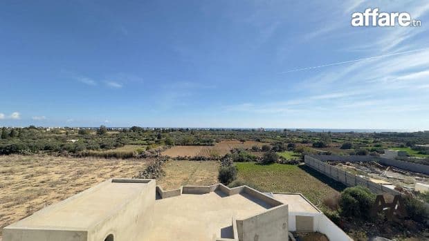 À LOUER — IMMEUBLE R+4 SUR ROUTE PRINCIPALE BNI KHIAR 