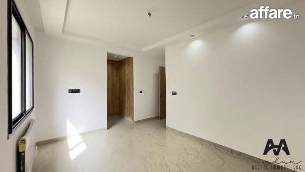 Appartement S+2 – 107 m² + Jardin 87 m² – Manzah 9C, Tunis