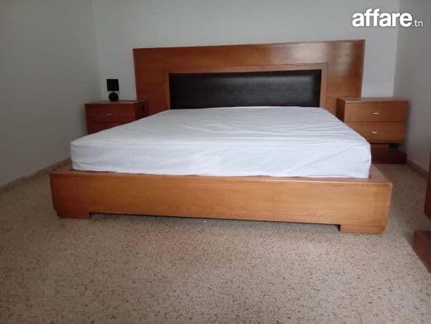 Chambre à coucher en bois massif