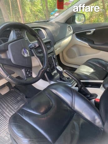Volvo V40 d’occasion – Prix attractif