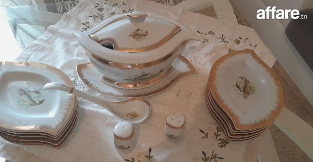 Magnifique service à table 