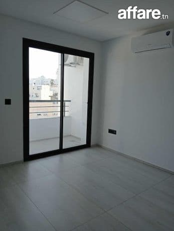 A louer bureau s2 à Rades