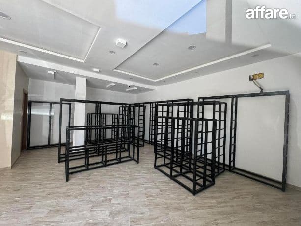 RIADH ANDALOUS : LOCAL COMMERCIAL A LOUER