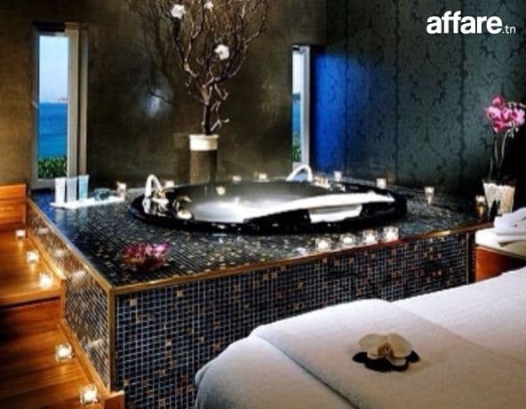 Expérience Élégante avec Massage Traditionnel 25 811 090