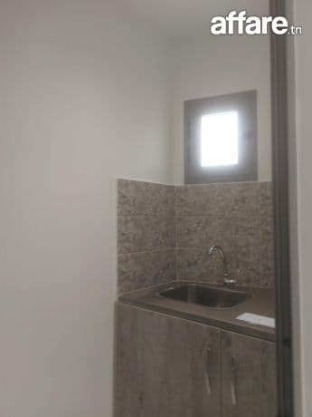 a louer un bureau S+1 a trocadero Sousse