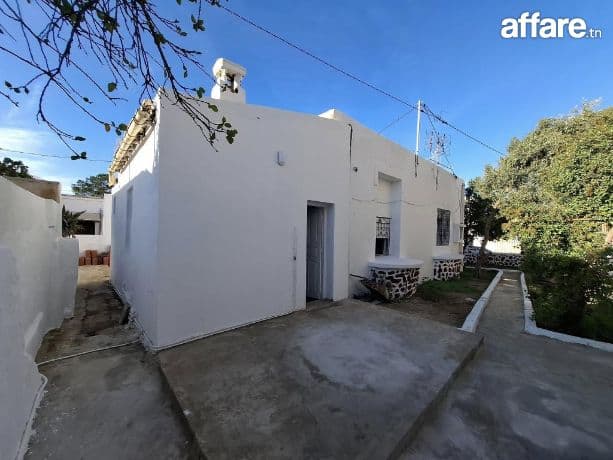 À louer – Maison indépendante S+3 de 150 m² couverts ssituée