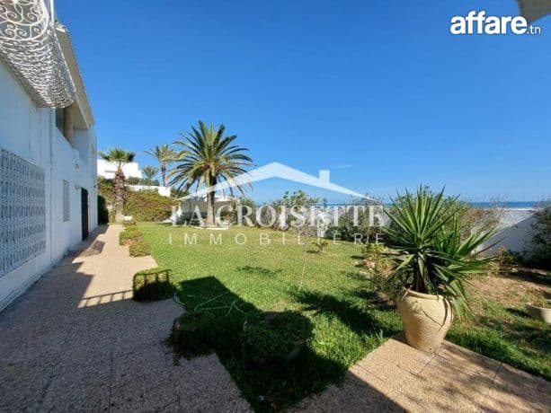 Duplex meublé s1 pieds dans l'eau à La Marsa MDL0702 