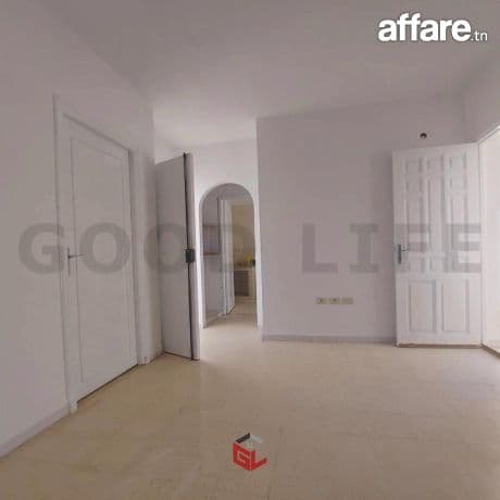 Vente terrain avec maisonnette