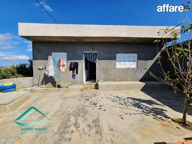  منزل في قليبية يقع على طريق واد الخطف