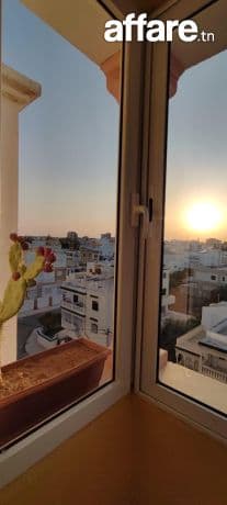 🔑 À SAISIR! S+2 Lumineux avec Parking & Vue Ville à Khezema