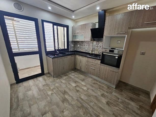 GHAZELA : OPPORTUNITE APPARTEMENT S+3 A VENDRE