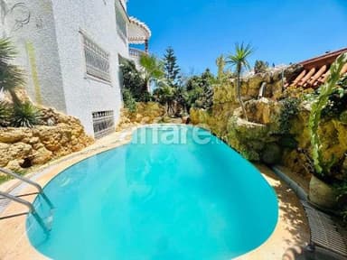 V482 Villa ROYALE