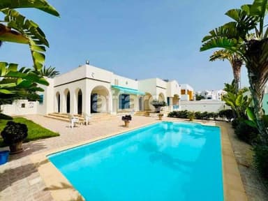 V169 Villa GUESS