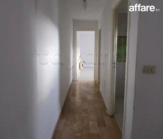 Location S1 vide à El Manar 1