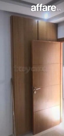 Location S1 vide à Borj Louzir 