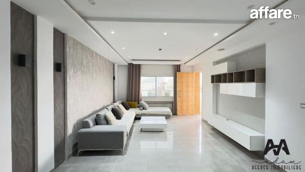 Étage de villa S+3 meublé à Neapolis, Nabeul 