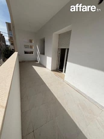 BORJ BACCOUCHE : APPARTEMENT S+3 JAMAIS HABITÉ À LOUER