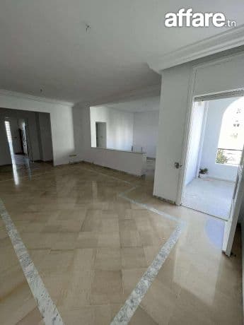 ENNASR 1 – APPARTEMENT  S+4 À VENDRE