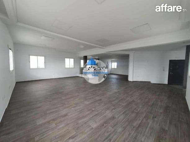 À Louer : Local Open Space 130 m² -zone touristique sousse