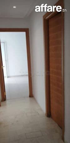 Location S2 vide à Cité Les Palmiers 