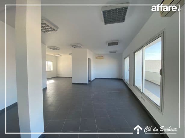 à louer à la soukra 