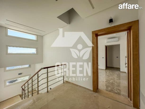 Appartement s+2 la Queen