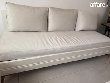 Salon 2 canapés 6 places + table base + tringle avec rideau