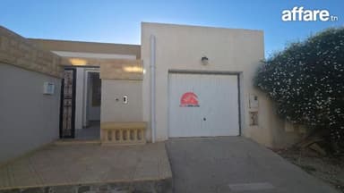 Location annuelle d'une maison plain pied à Houmt souk Djerb