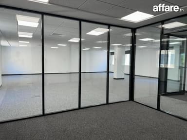 Joli bureau 150 m² retapé à neuf au lac 1