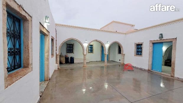 Houch djerbien à vendre à Houmt Souk ZU