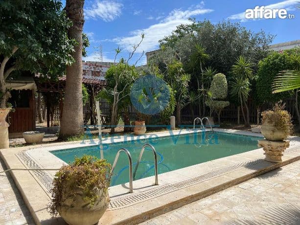 une villa s4 à la soukra