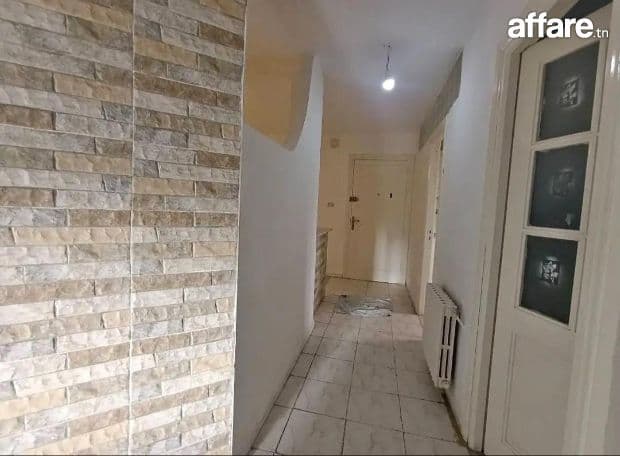 Location S2 vide à Mutuelle Ville 